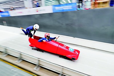 雪橇、雪车、钢架雪车有何区别