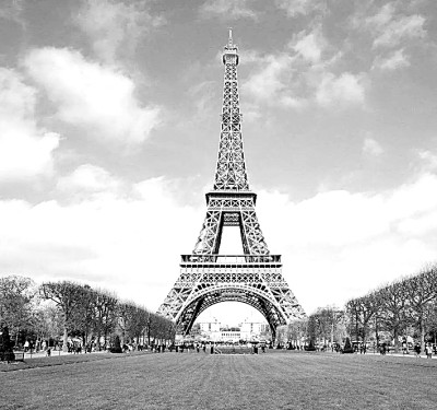 从“凝固的记忆”中透视历史——标志性建筑与文化认同