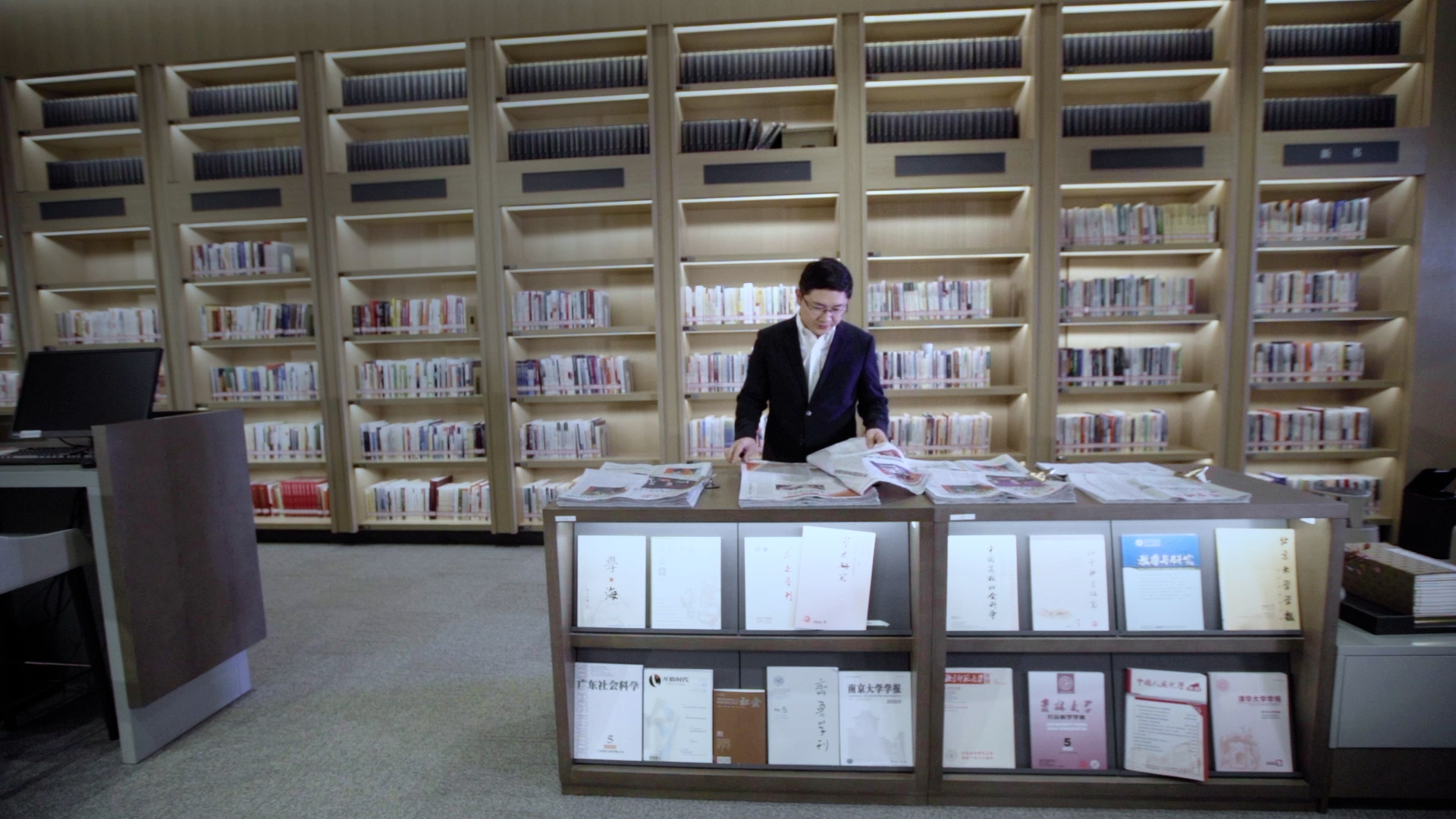 【理响中国|铿锵有理·党校公开课】如何理解高质量发展这个首要任务