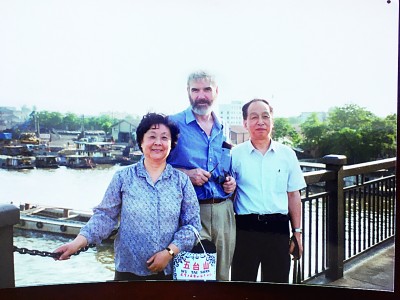 学者的坚守与操守