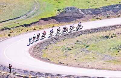 在城市与自然中穿行:“骑行热”引领出游新风尚 在城市与自然中穿行:“骑行热”引领出游新风尚