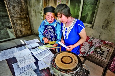 四川宣汉:薅草锣鼓贺阳春 四川宣汉:薅草锣鼓贺阳春