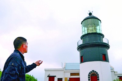 浙江舟山:花鸟灯塔 永远闪亮 浙江舟山:花鸟灯塔 永远闪亮