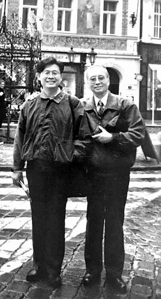 光明文化周末：百岁王火