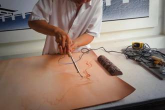 【非遗】西昌火绘：一簇火一支笔 百年烙铁绘山河‖陈林 