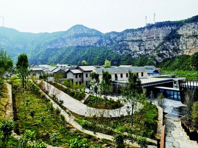 人勤春来早 乡村景色好