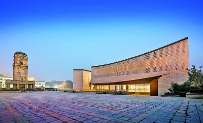 【这些文化遗存现今的模样58】今日北京天桥，风采更胜当年