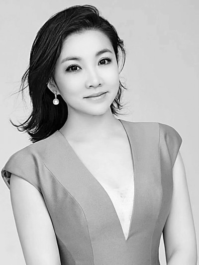 王莉：带着经典从舞台走上讲台