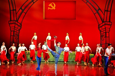 文化自信:激荡百年征程,照亮复兴之路 文化自信:激荡百年征程,照亮复兴之路