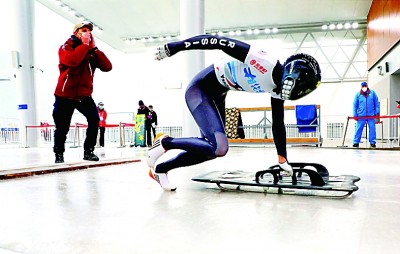雪橇、雪车、钢架雪车有何区别