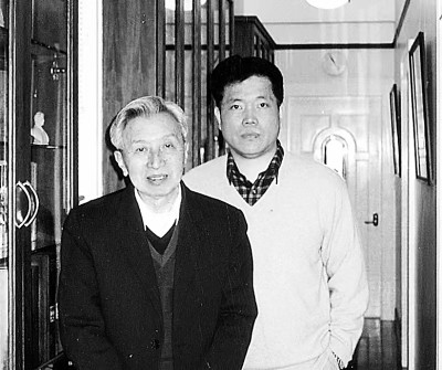 岁月深处的暖灯