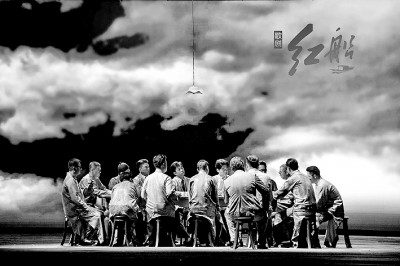 以高尚精神塑造人 以优秀作品鼓舞人