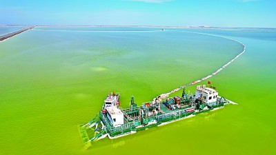 【大美中国】青海盐湖：水天相映 盐泽万里