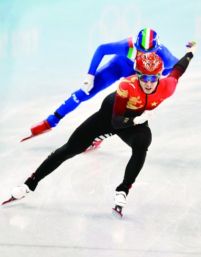 短道速滑队为中国军团赢取开门红:决胜毫厘 勇夺首金 短道速滑队为中国军团赢取开门红:决胜毫厘 勇夺首金