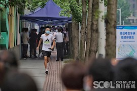 直击2020年成都中考：孩子午休怎么办？家长把考点附近酒店包圆了